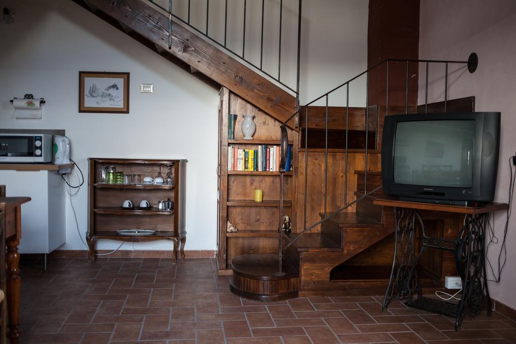 Fattoria San Paolo Agriturismo Montecastelli Pisano ภายนอก รูปภาพ